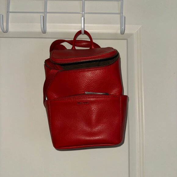 Matt & Nat Red packpack MINI - Picture 1 of 1